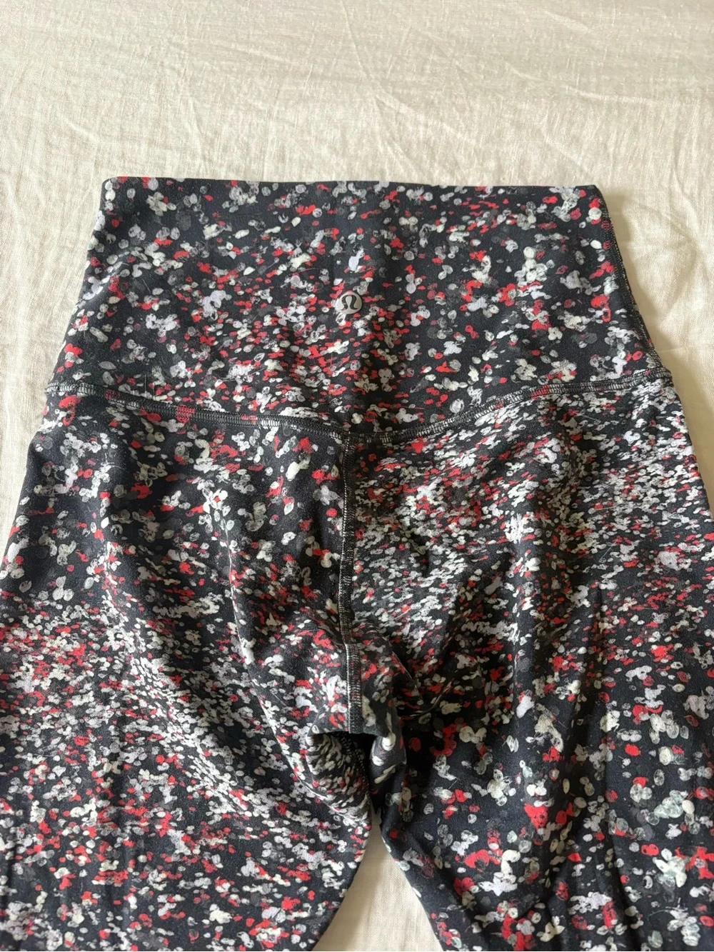 Lululemon Water Blossom Multi Align 21” Crop Leggings